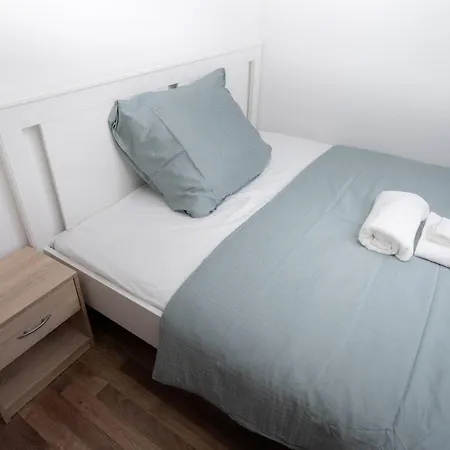 Raday Premium With Ac Lägenhet Budapest